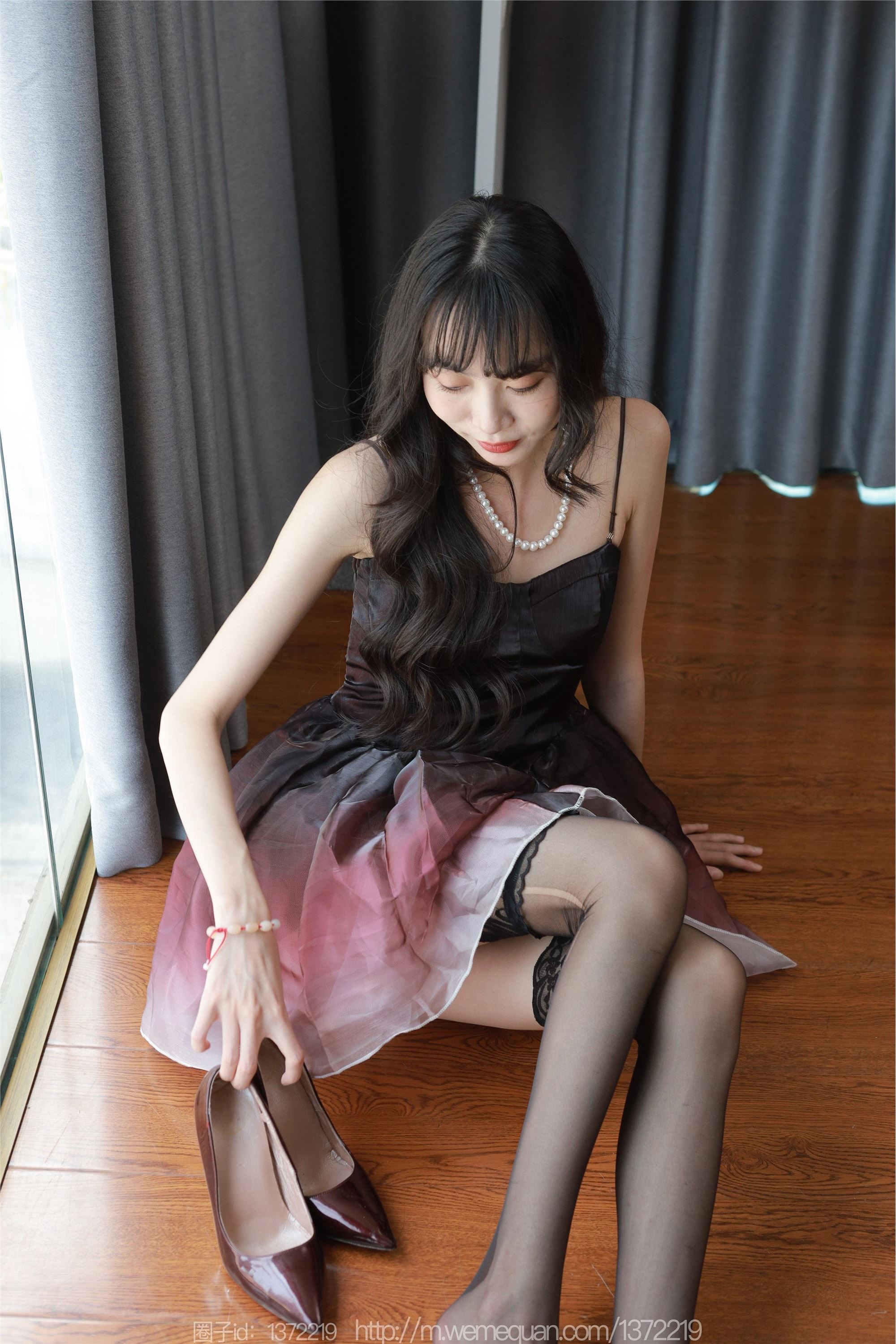 IESS异思趣向  2023.04.30 丝享家 1437 团团 《黑色吊带袜》